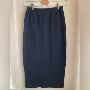 Necessary Objects Ltd.  Pencil Skirt Black Stretch Knit Size Large Made In USA